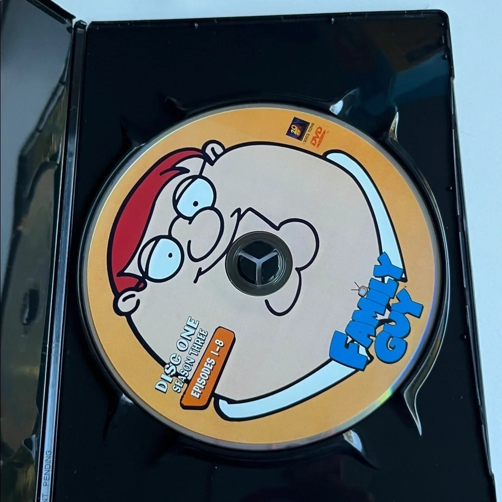 Family Guy Volume 2 Season 3 - Picture 11 of 11